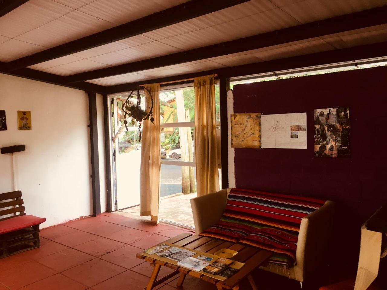 Hostel Costa Mosquito ポサーダス エクステリア 写真
